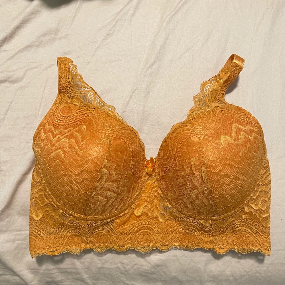 New push up bra size 38C without tags.